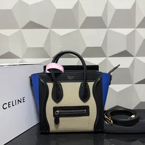 Pre-owned Celine Leather Shoulder Bags 7.87'' R2779 Shoulder Bag C14049843869 0106 T3 Mia