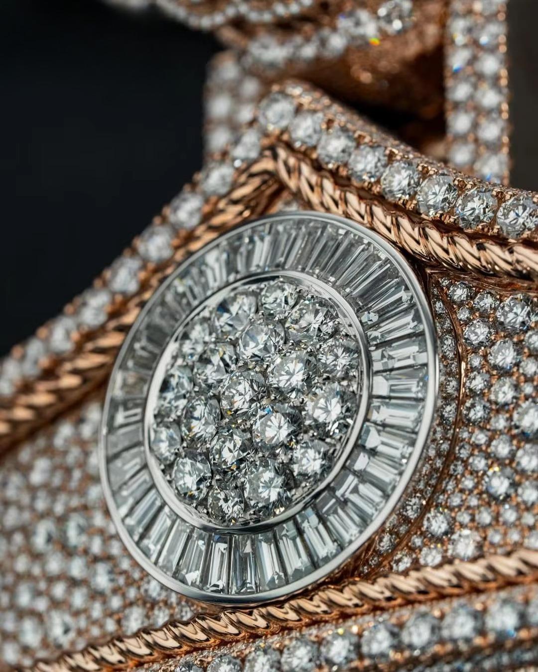 Custom Pendant Samurai Sword Anime Character Pendant - Mixed Long Stick Bread and Round VVS Lab Diamond Hip Hop Pendant Luxury High-End Pendant, Father's Day Valentine's Day Anniversary Gift