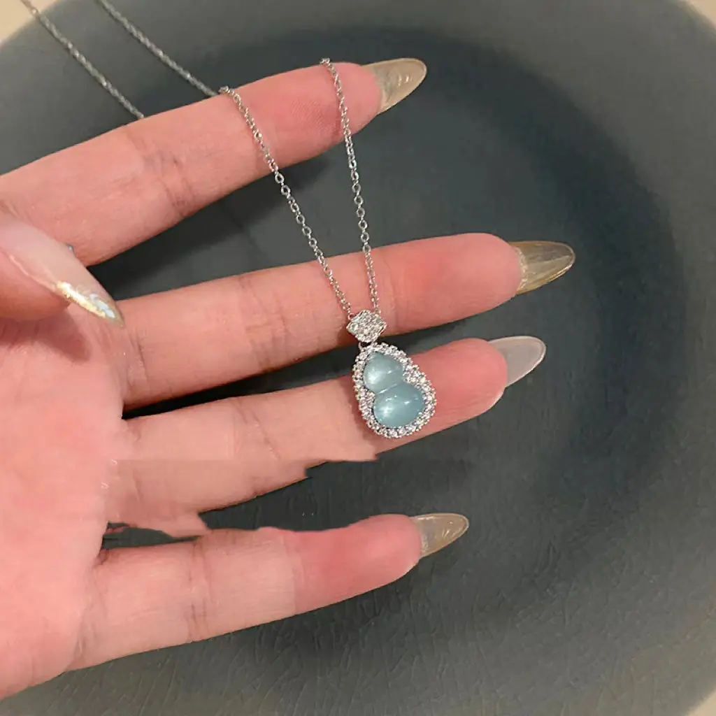 9294 Silver Gourd Ice Green