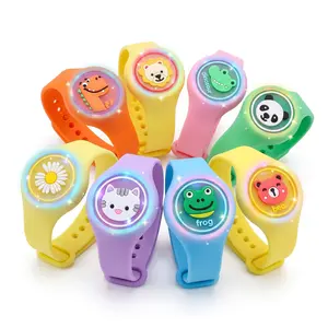 Random Style Kids Cartoon Light Up Bug Repellent Wristband, Natural Plant Essential Oil Infused Comfort Bracelet for Beach Camping Backyard Playing