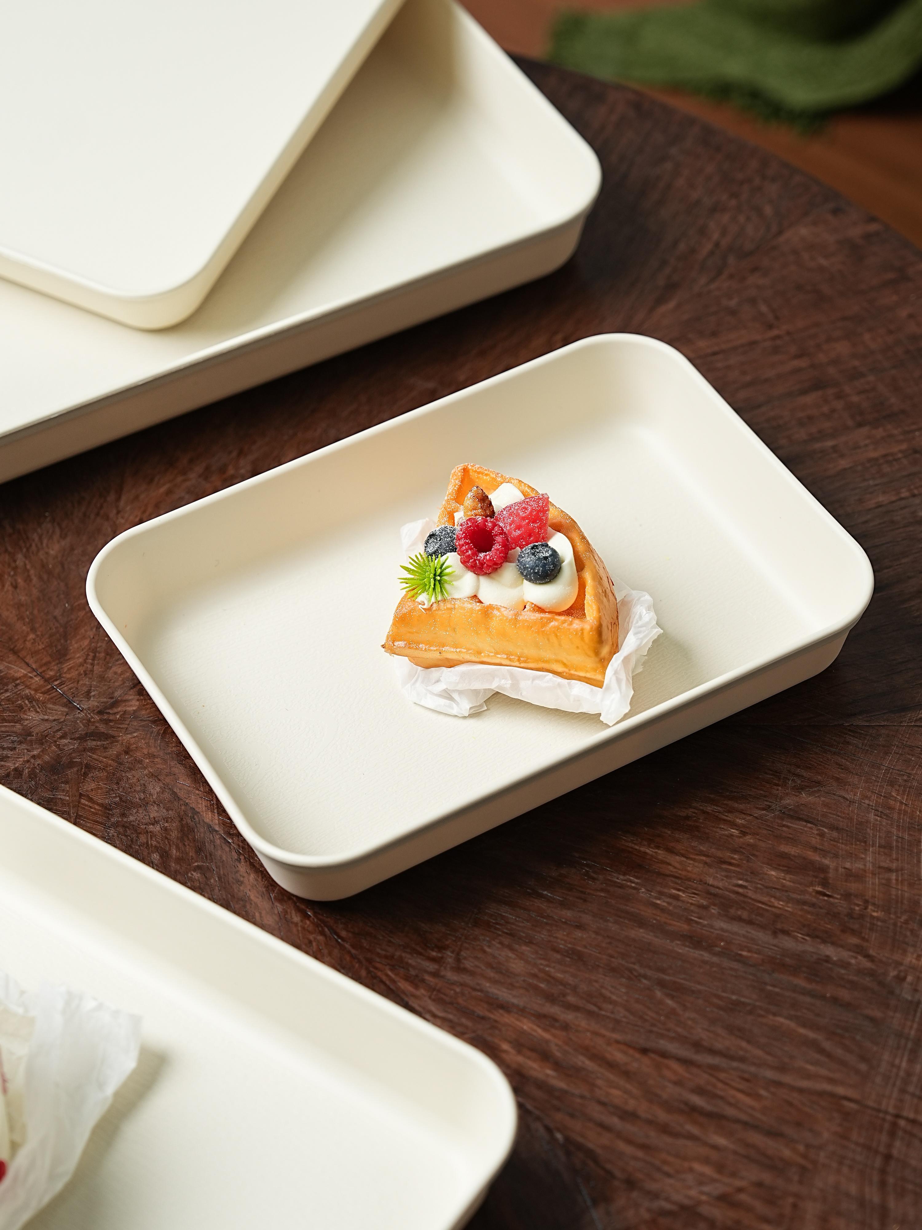 Reusable PP Plastic Serving Trays Ideal for cookies, appetizers, deli foods, snacks, desserts and fruits. Perfect for party food presentation; stackable design for kitchen countertop use. Available in multiple sizes and colors.