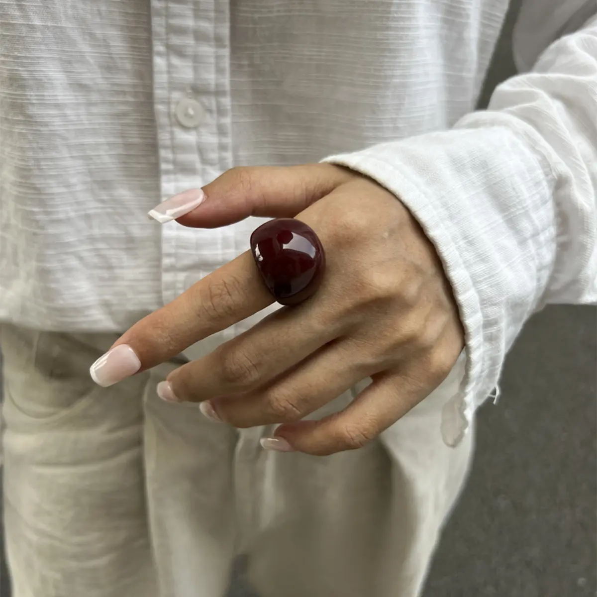 01 Reddish brown 0929