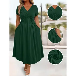 Plus Size Women's Solid Color V-Neck Short Sleeve Ruched Pocket Long Casual Dress, For Christmas Maxi Women Outfit Fabric Womenswear Green Wrap Summer Polyester Shortsleeve Basic Minimalist