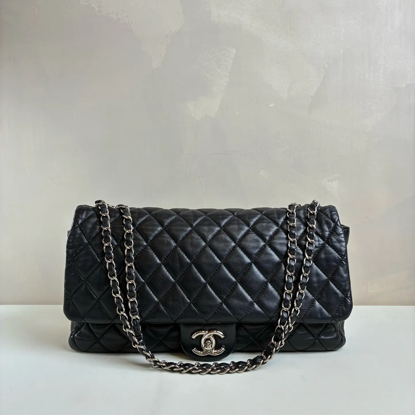 Pre-owned CHANEL SN13 Paris Shanghai Coco Rain Flap Bag