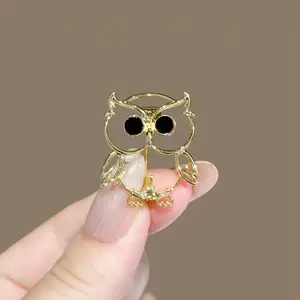Exaggerated Owl Brooch Pin, Simple Hollow Design, Unisex Suit Dress Sweater Pin, Party Accessory, Birthday Gift