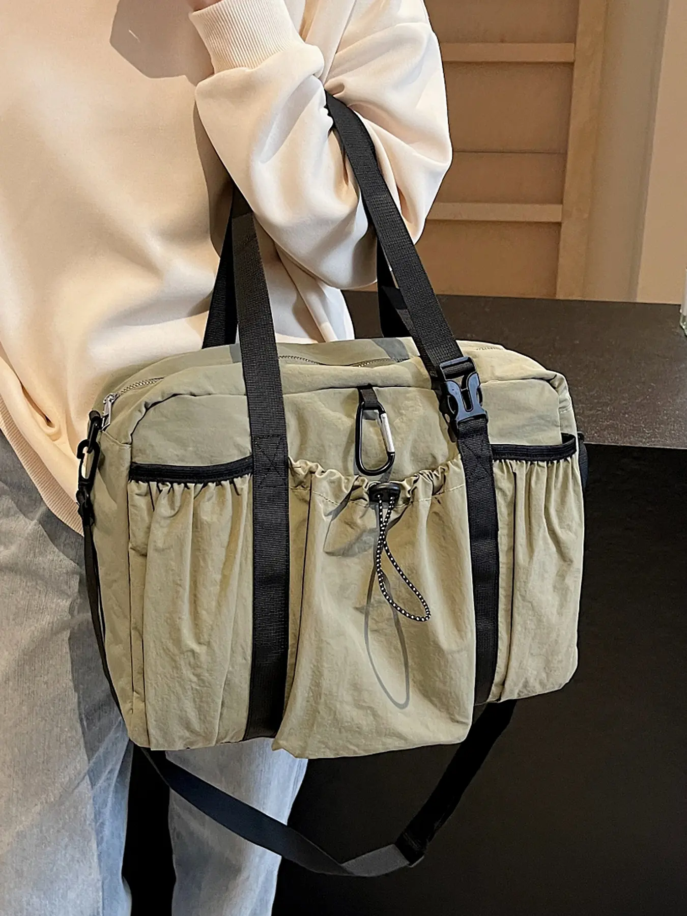 Fresh one-shoulder travel bag, Traveling bag, one-shoulder crossbody bag, textured handheld tote bag, college style women's commuter bag, Portable For Travel, suitable for short-distance travel, business trips, commuting and other scenarios