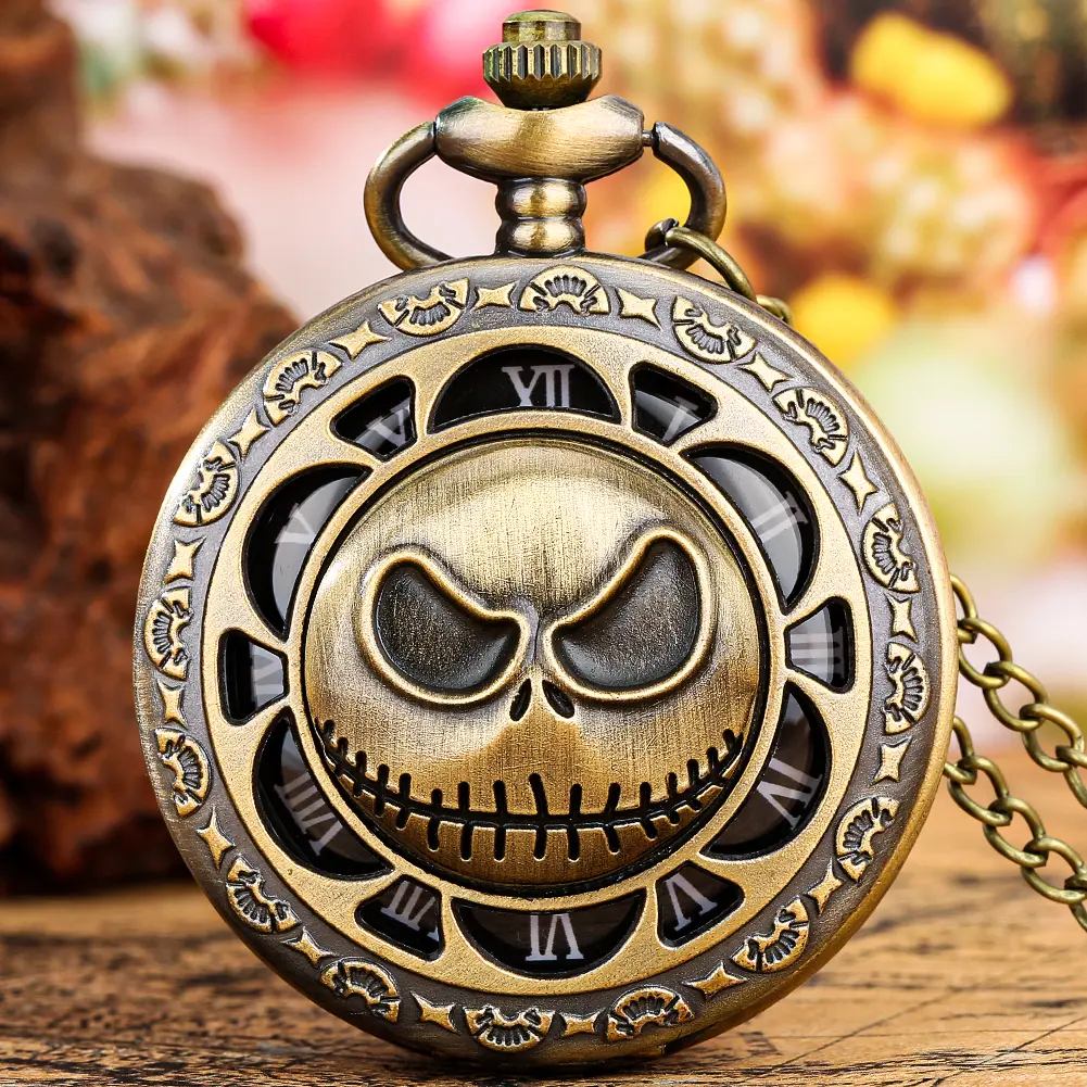 Vintage Gothic Skull Pocket Watch, Spooky Halloween-Inspired Clock, Hollow Quartz Pendant Watch with Chain.