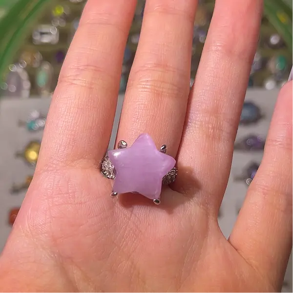 [Quick sale] Natural Crystal Rings Rose