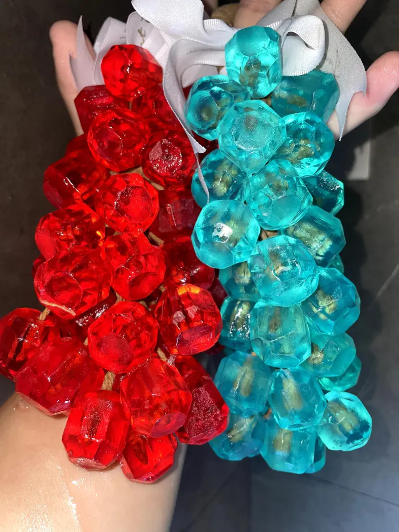 Product Introduction of 【Black Friday】 Vireo Proro & Paul Frank Grape Soap on a Rope – Handmade DIY Decorative Grape Soap, Natural and Gentle, Moisturizing and Cleansing, Long-Lasting Fresh Scent, Perfect for Home Décor and Bathroom, Aesthetic & Creative Christmas Gift 24