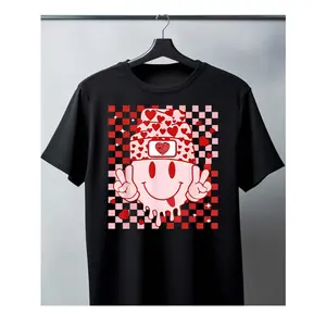 Menswear Short-Sleeve Round Neck Retro Checkered Smiley Face with Hearts Graphic T-Shirt - Y2K Streetwear Casual Top for Men,summervibes