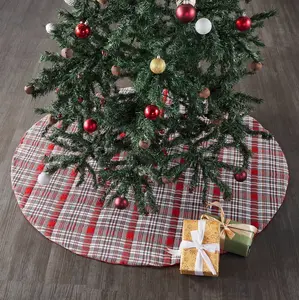 Greland Plaid Tree Skirt