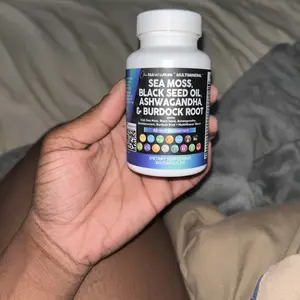 Product Review of Clean Nutraceuticals Sea Moss, Black Seed Oil, Ashwagandha, Turmeric, Bladderwrack, Burdock, Vitamin C, Vitamin D3 with Elderberry Manuka Supplement Capsules – MultiMineral from t**0
