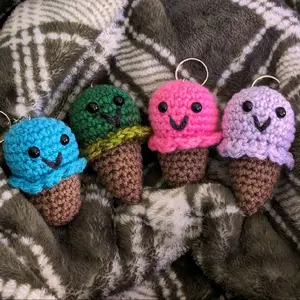 Small ice cream cone keychain