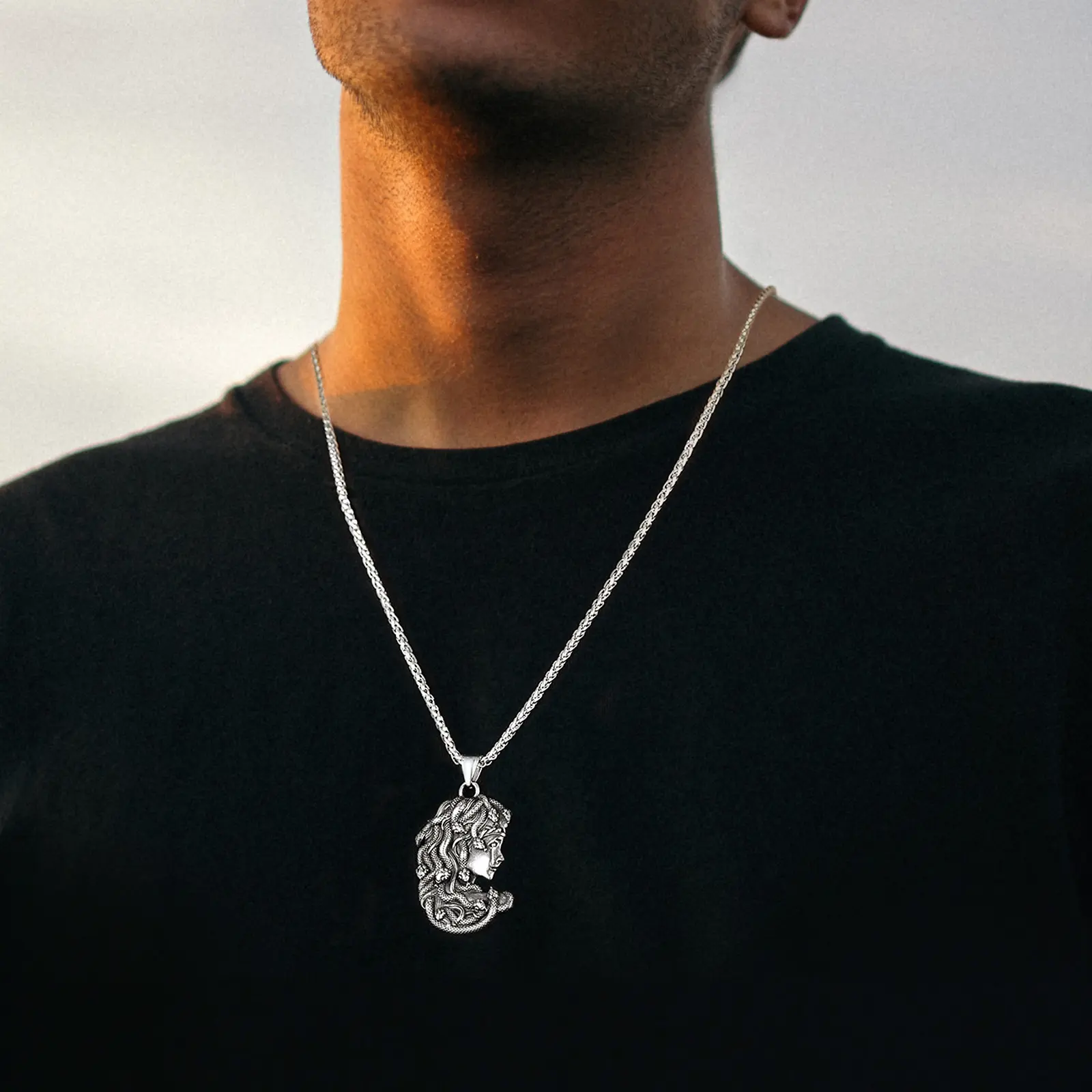 FaithHeart Lead-Free Medusa Pendant Necklace - High-Quality 54x31mm 18.7g Stainless Steel Greek Mythology Strength Symbol Unisex Accessory for Daily Wear, Durable Jewelry Embodying Femininity