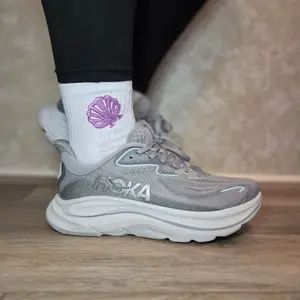 Embroidered Purple Shell Socks / Comfortable / Gift / Outfit