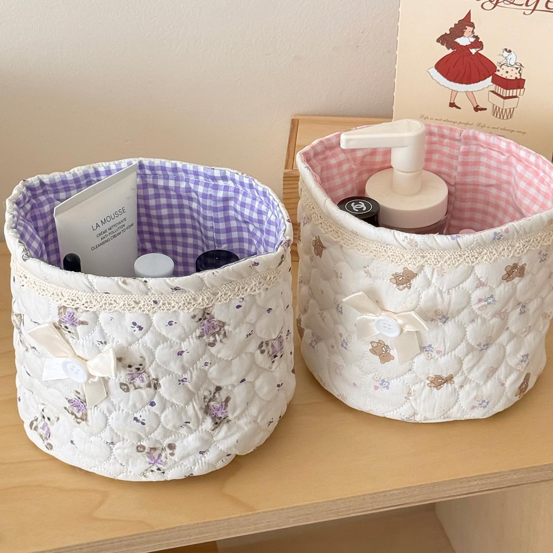Cartoon Bear Round Quilted Storage Basket with Plaid Lining Fabric Storage Bin — Girly Desktop Organizer