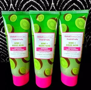Kiwi + Kojic Acid Renewing Facial Cleanser 5 Packs Total 12.5 OZ with Vitamin A, C & E for Skincare and Skin Repair Benefits Cleansing Skin Repair Cleansing Skincare Comfort Cleansing Skin Repair