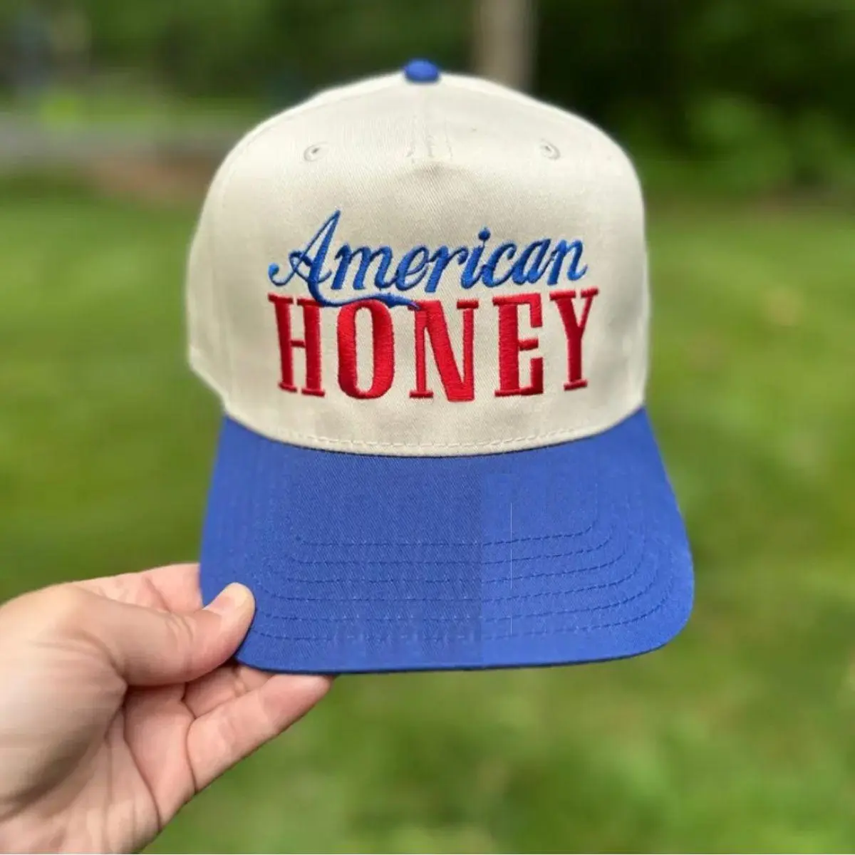 American Honey Embroidered Two Tone Cap Best Gift For Men And Women Two-Tone Designs Classic Style