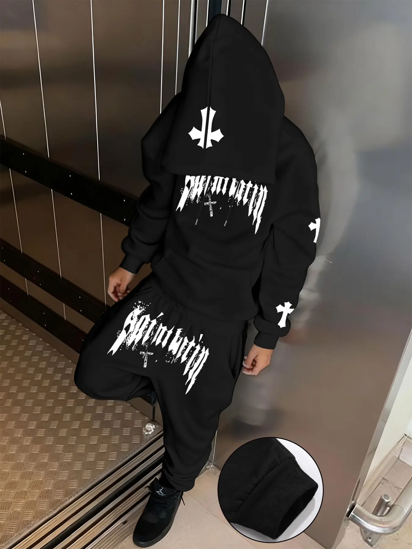 Men's Fall Winter Dark Cross Print Hooded Sweatshirt Set, Comfortable Fitted Jogger Pants, Casual Street Style, Home Wear, Trendy Gothic Fashion, Casual Sweatsuits Set