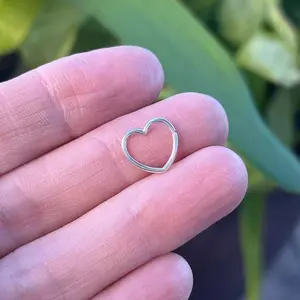 Sterling Silver Open Heart Ear Cuff: 18g Cartilage Hoop