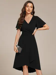 Ever-Pretty  Black High-Stretch V-neck Midi Wedding Guest Dress for Women - Formal & Minimalist Summer Wear 02327
