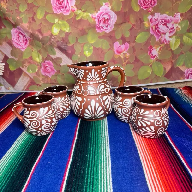 Jarra con 4 tazas color terracota blanco T