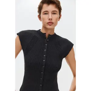 H&M Short-sleeved rib-knit cardigan
