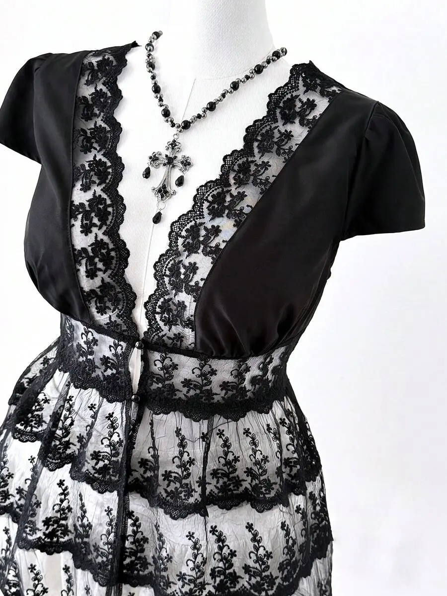 Sunspun Vintage V-Neck Floral Lace Patchwork Blouse