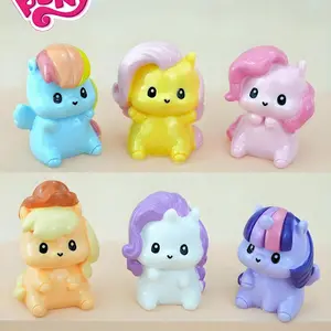 Resin Micro Landscape Desktop Ornament, Cute Cartoon Figurine, Cute Collectible Figurines, Perfect Gift for Birthday, Christmas, Valentine's Day, School & Office Decor, Home Decoration