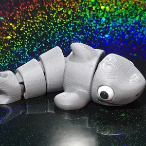 Happy Shark Fidget Keychain 3D Printed for Backpacks Purses Bags Keys Lanyard Accessories Fun Interactive Design with Unique Shark Shape Enhances Daily Essentials