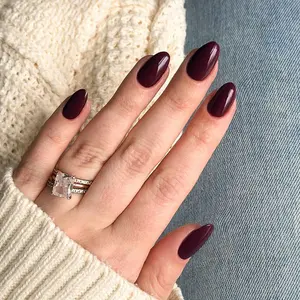 24pcs Short Oval False Nails, Cherry Wine Press-On Nails, Full Coverage Removable Fake Nails, Suitable for Women Girls Daily Wear Party, Convenience