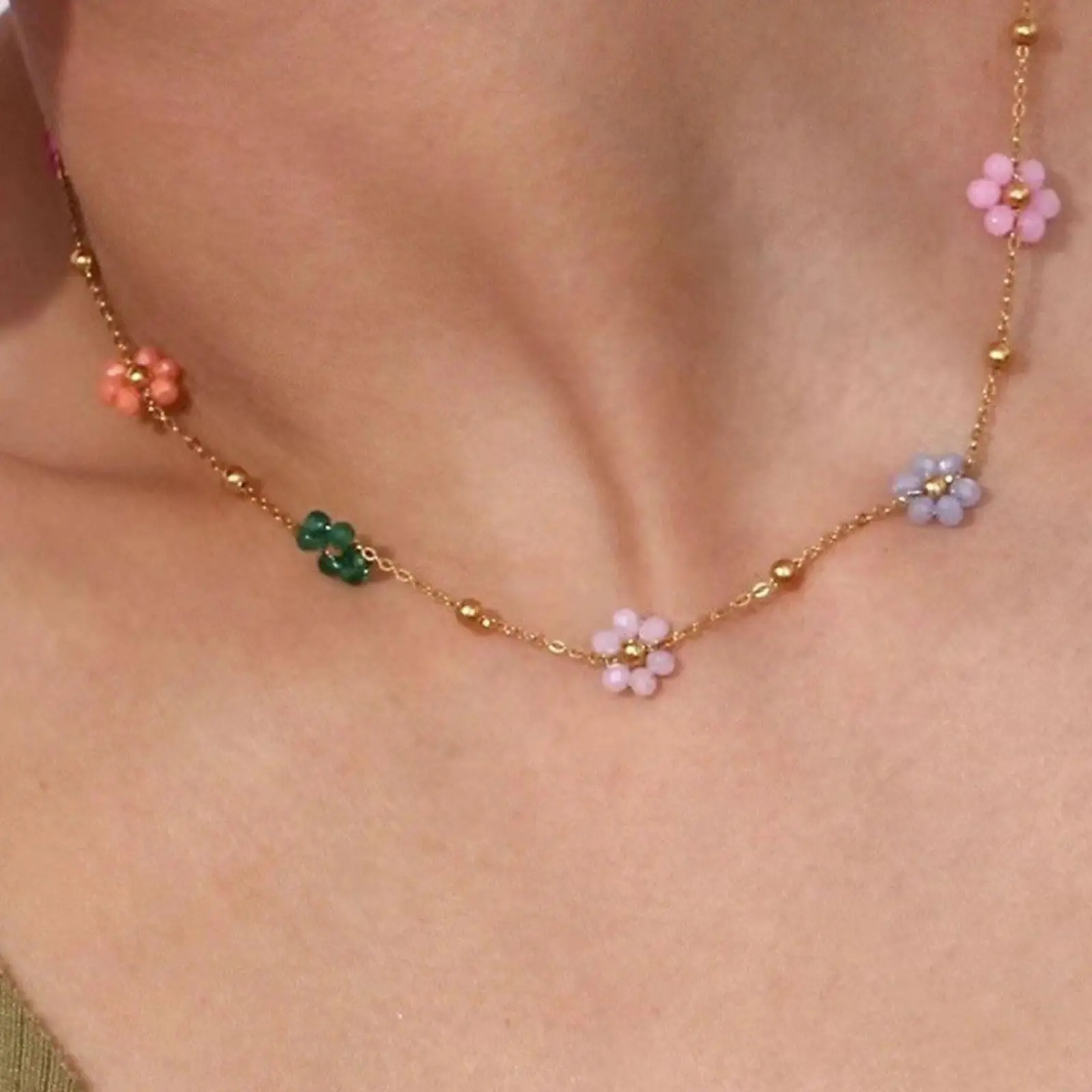 Flower Choker Necklace for Women Layered Peari Choker Rose Fower Necklace Flower Choker for Bride Wedding Party Gift