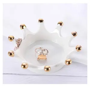 Ceramic Golden Crown Ring Holder Dish Jewelry Tray Trinket Stand for Earring Neacklace Bracelet Keys Boxes Organiser Hand