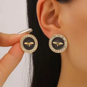 Personality Metal Lion Bee Stud Earrings with Rhinestones for Women Fashion Drip Oil Round Geometric Earrings Neo-Gothic Jewelry