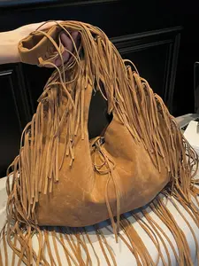 Niche design retro fashion simple one-shoulder handbag, personality lazy fashion one-shoulder bag, personality tassel design casual joker one-shoulder bag, Crossbody Bag, suitable for daily commuting, shopping and dating, Fringe Hobo Bag