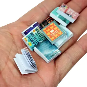 10pcs 1:12 Scale Mini Magazine Book Model Props, Random Color Patterns, Dollhouse Decoration, Model House Accessories, DIY Microbookshelf, Dollhouse Scenes