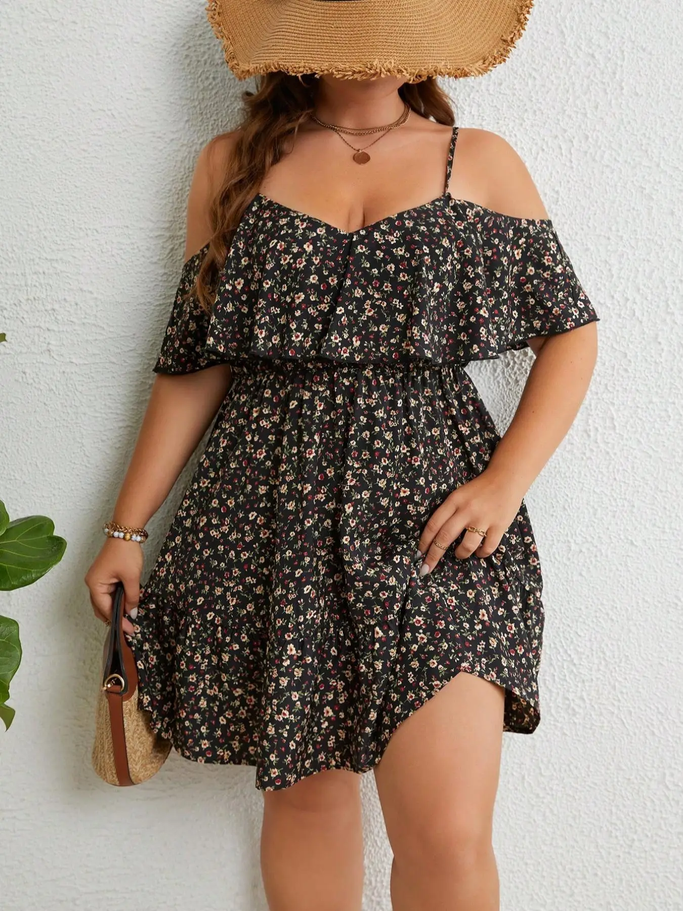 Plus Size Ditsy Floral Print Cold Shoulder Ruffle Trim A Line Dress, Boho Romantic Short Dress for Beach Vacation Holiday, Summer Outfits 2024, Dresse