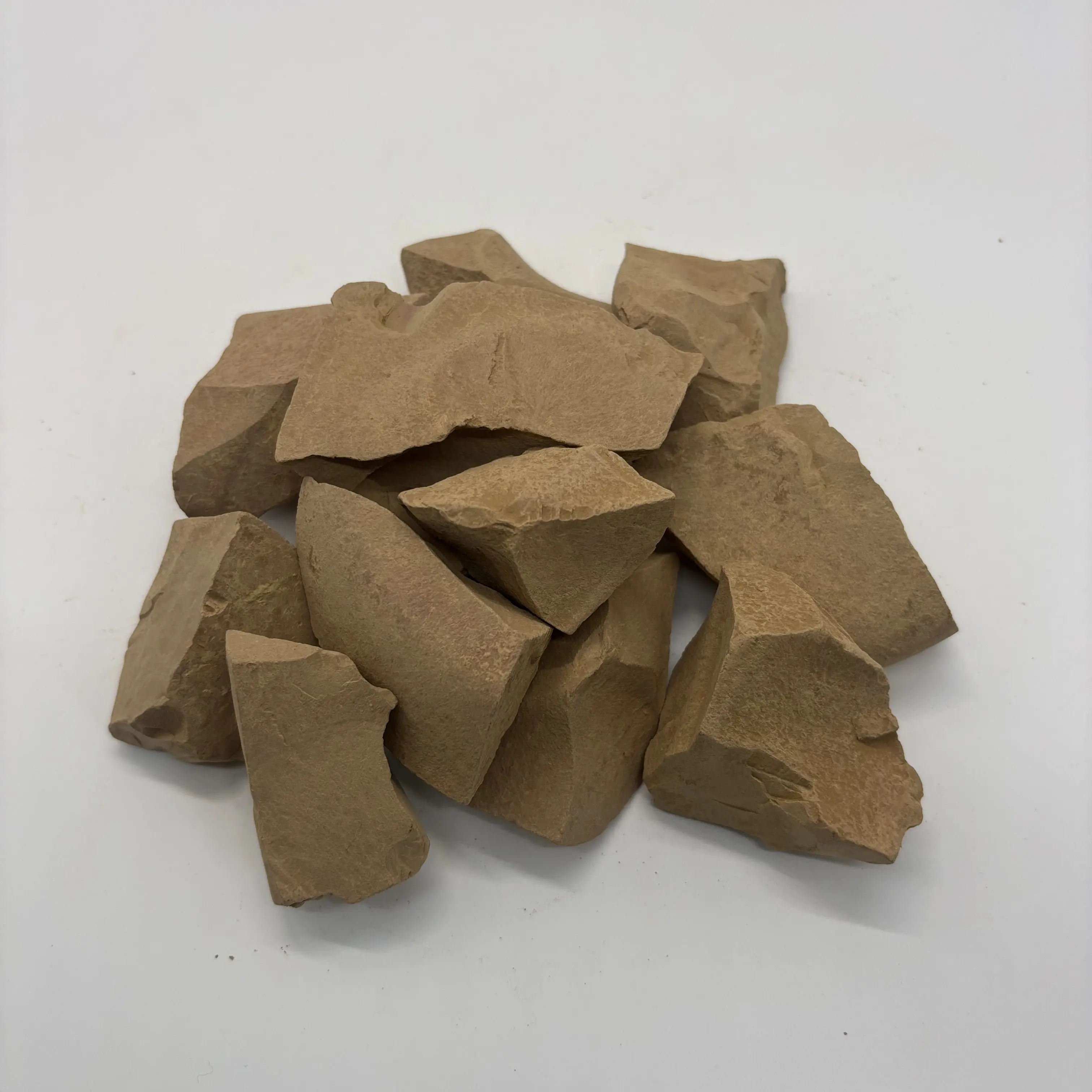 Natural Narat Brown Kaolin Clay - Pure Natural Product, Lumpy Shape, Chunk Form, Hard Brittle, 7oz (200g), No Additives, Slightly Sticky When Wet for Crafters (Home & Garden Soil Use)