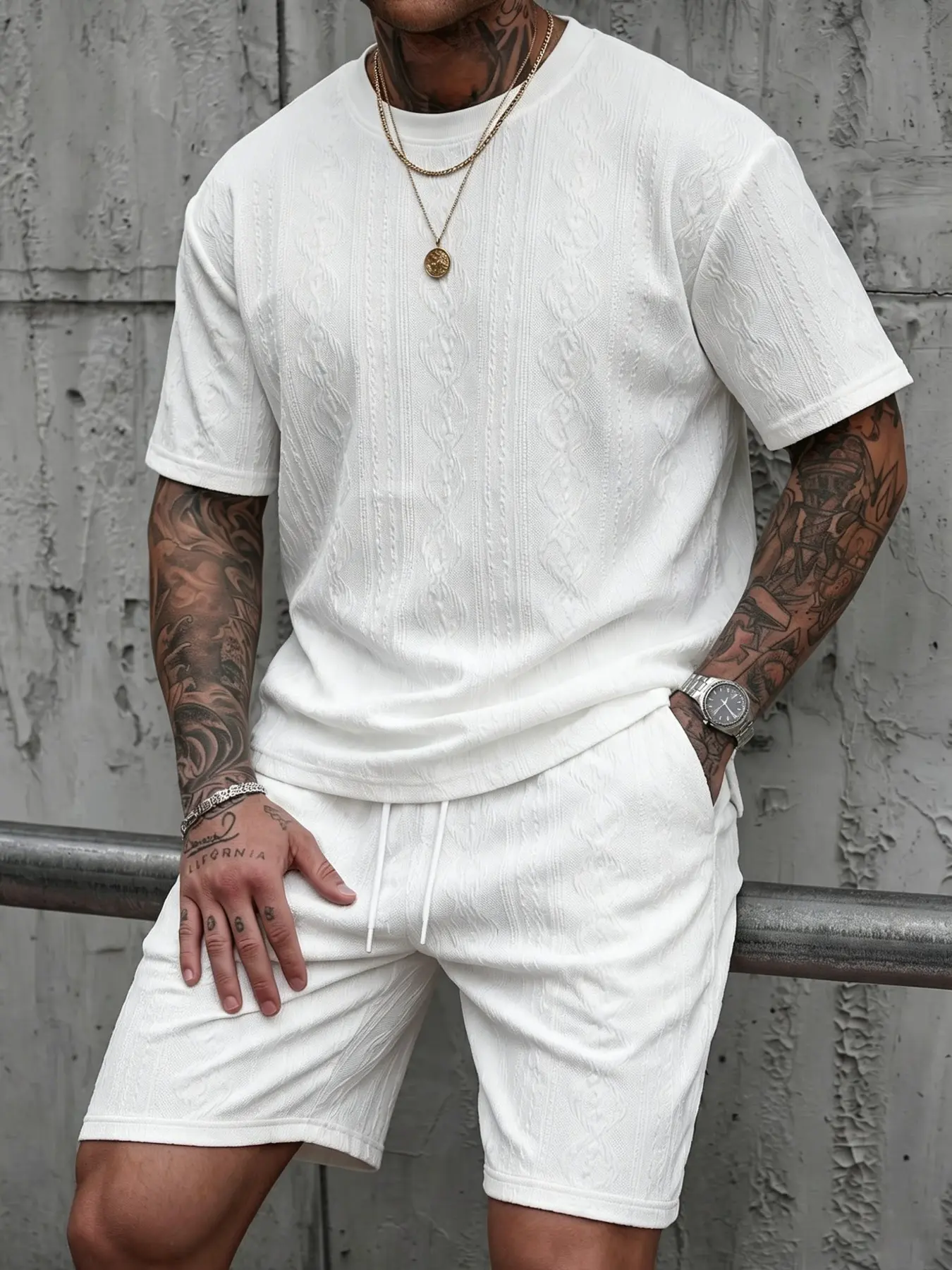 2026 8877 Men's Summer Casual Shorts Set, Solid Pattern, Textured, Breathable, Loose-Fitting, Urban Style, Comfortable and Fashionable, Ideal for Daily Wear and Outdoor Activities