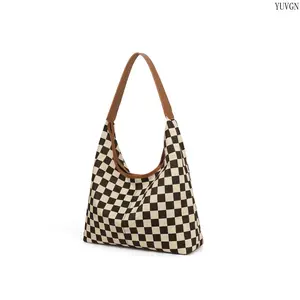 Large-Capacity Checkerboard Tote Bag Daily Bag For Travel And Shopping Shoulder Bag With Inner Pocket, Durable Polyester Material, Lightweight Tote Bag, Checked Pattern Tote