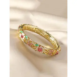 Random Flower Design Cuff Bangle, 2024 New Style Fashionable Jewelry for Women for Parties, Everyday Outfit Decoration, Trendy Versatile & Exquisite Jewelry for a Birthday Gift