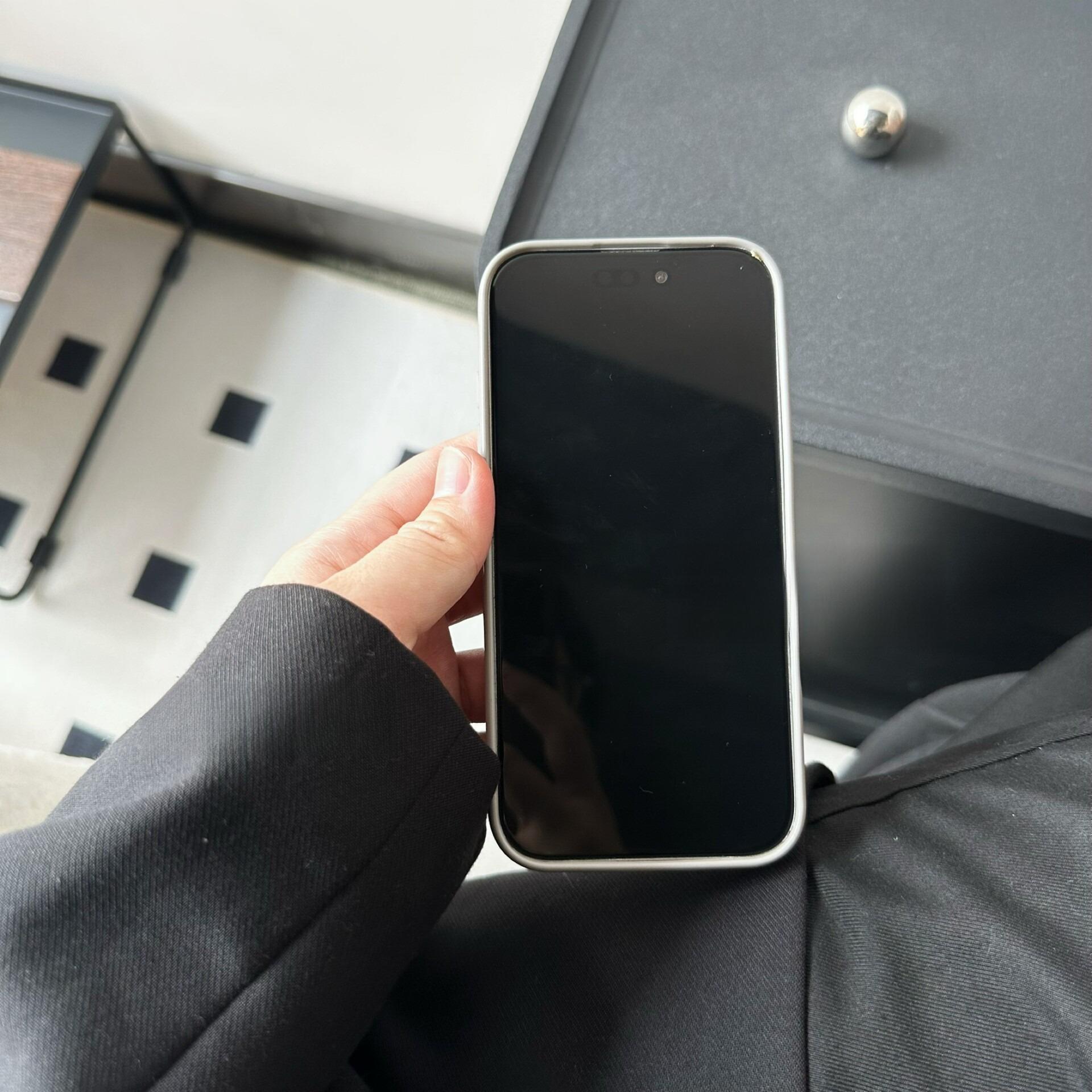 (Case & Nova.) 3D Wavy Ripple Glossy Phone Case, Compatible with iPhone 17 Pro Max, 16, 15, 14, 13, Luxury Shockproof Protective Cover junk