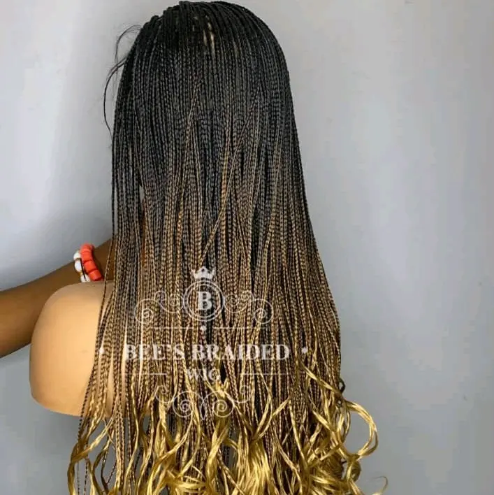 Spanish curl knotless braids
