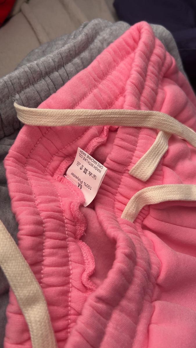 Item: Gray + Pink, M