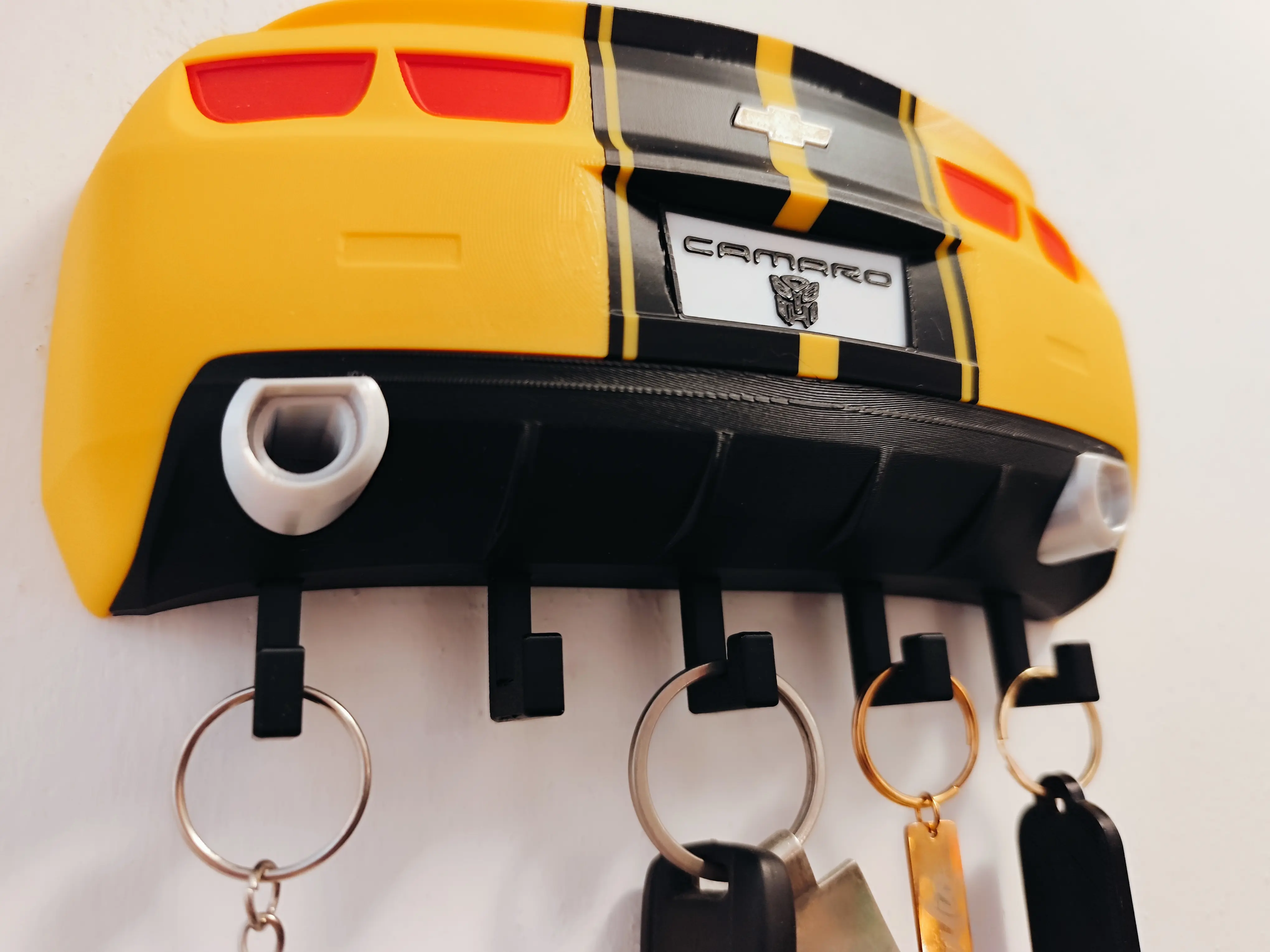 Retro Sports Car Key Holder – Yellow Black Wall Mount with Hooks – Tail Light Inspired Key Rack for Garage, Entryway, Man Cave Gift homeessentials