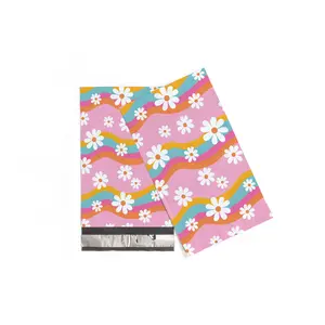 Groovy Daisy Poly Mailers 6x9 - 100 pack Groovy Daisy Poly Mailers 6x9 - 100 pack