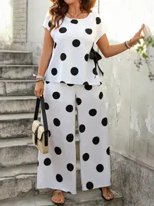 Plus Size Two-Piece Set, Comfortable & Stylish, Perfect for Everyday Wear, Ideal Gift Idea, Trendy Fashion Collection, Womenswear
