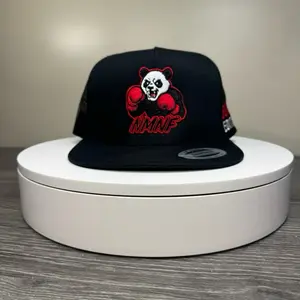La Gorra del Panda Con Guantes Rojos Black Cap with Red Boxing Gloves Design by NMNF Brand