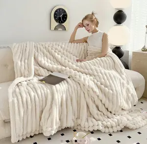 Elegant Solid Color 3D Striped Plush Throw Blanket - Classic, Lightweight, Warm, Soft Texture, Machine Washable, Ideal for Bedroom, Camping, Throw Blankets, Blankets
