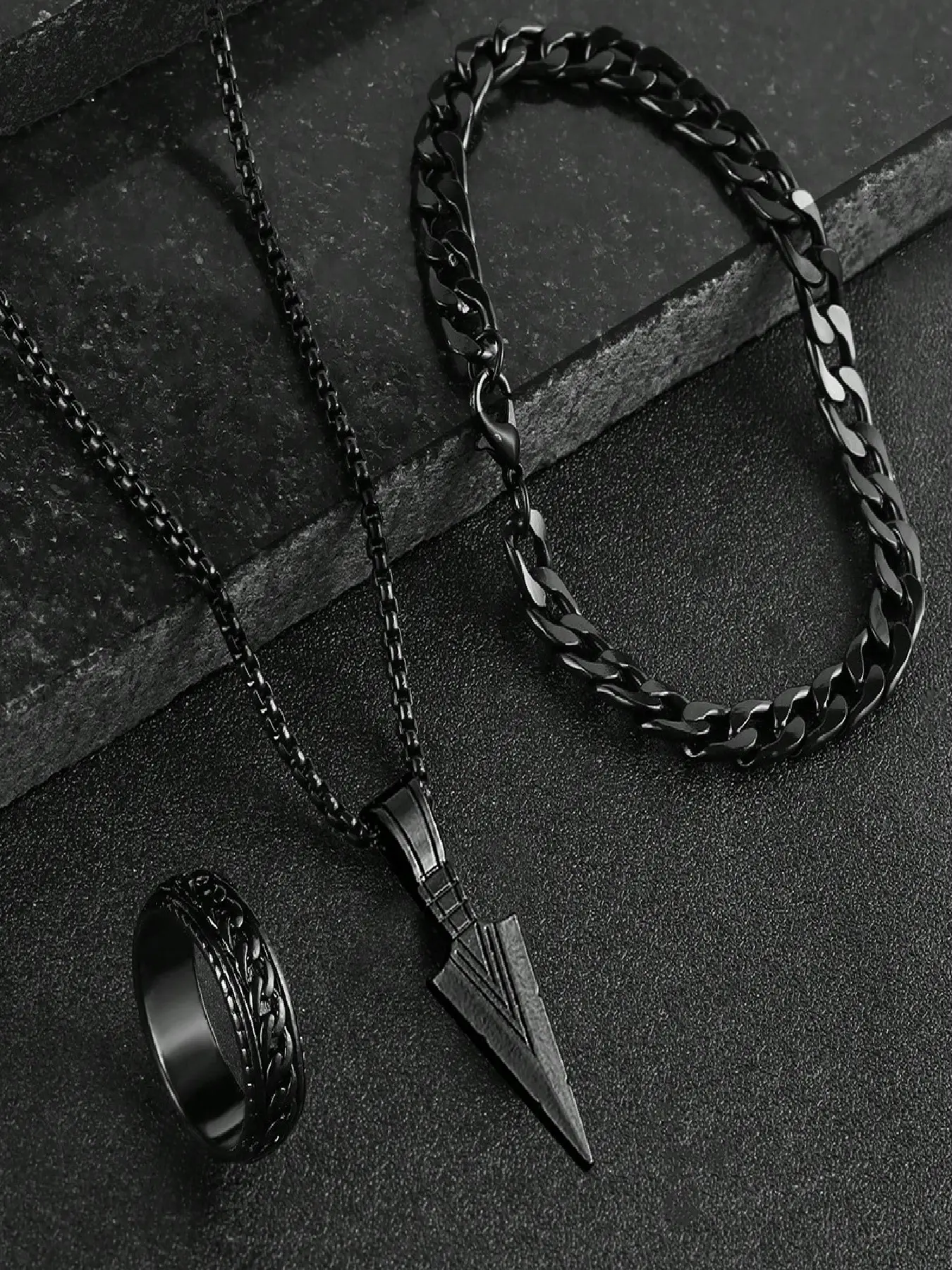 3-Piece Stainless Steel Hip Hop Punk Arrow Pendant Necklace, Bracelet and Ring Set, Unique Cuban Chain Jewelry for Men, Everyday Wear, Perfect Valentine's Gift Idea, Jewellery Gift Set, Costume Jewelry Sets, Accessories Set, Chains Set